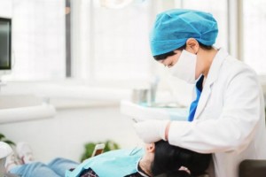 成年人牙齒矯正會讓牙齒松動嗎