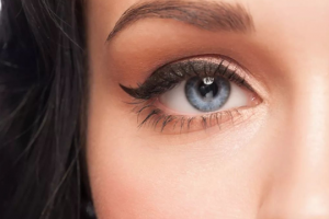 去韓國(guó)去眼袋手術(shù)要多少錢？純真崔宰源介紹不同方法適合人群