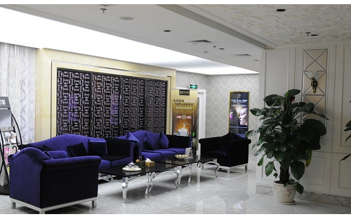 長(zhǎng)沙半島醫(yī)學(xué)美容醫(yī)院