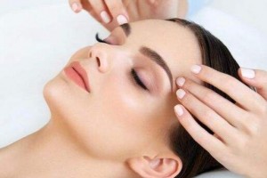 北京伊美爾醫(yī)療美容醫(yī)院瑞麗詩植發(fā)科整形價格表及醫(yī)院介紹