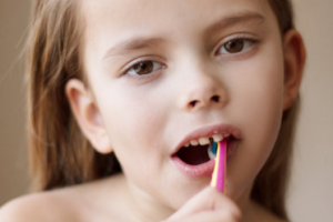 南京維多利亞整形美容醫(yī)院ANDY整形價格表附面部吸脂案例展示