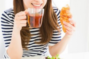 深圳臻瑞芝美醫(yī)療美容門(mén)診部宋莉萍整形價(jià)格表附眼部綜合案例展示