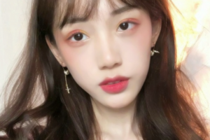 西安蔻華醫(yī)療美容診所張葉整形價格表附無針?biāo)獍咐故?>
</a>
<h3 class=