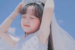 長(zhǎng)沙市中醫(yī)醫(yī)院眼科周偉雄整形價(jià)格表附埋線雙眼皮案例展示