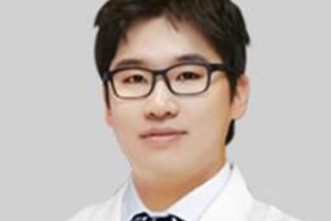 上海愉悅美聯(lián)臣醫(yī)療美容醫(yī)院曹棟弼怎么樣？附真人磨骨案例