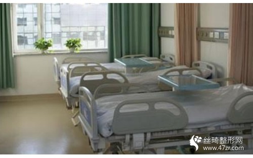 海南省人民醫(yī)院怎么樣？隆鼻真人6個月恢復(fù)果圖|價格表