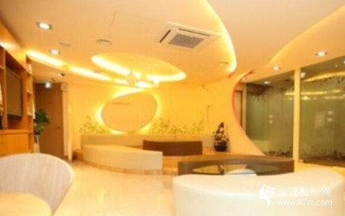 301醫(yī)院環(huán)境怎么樣？附腿部吸脂整形日記和價格一覽