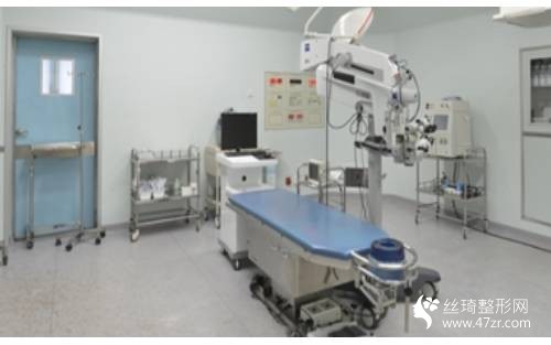 安徽省省立醫(yī)院美容科怎么樣？隆胸果分享