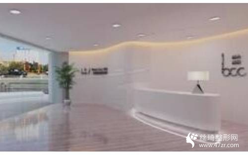 重慶聯(lián)合麗格怎么樣？隆鼻3個月果|整形專家詳情