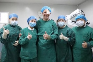 中山大學(xué)中山眼科中心珠江新城分院黃圣松整形價格表附眼部案例展示