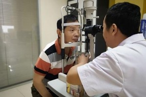 廣州鴻視眼視光中心方慧琍整形價(jià)格表附眼部案例展示