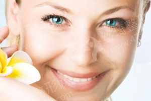 廣州做牙齒種植醫(yī)院排名醫(yī)院介紹-醫(yī)院實力簡介！牙齒種植醫(yī)生案例細(xì)節(jié)評價