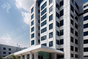 昆明做牙齒矯正機構(gòu)排名醫(yī)院介紹！牙齒矯正醫(yī)生術(shù)后體驗日記評價!醫(yī)院優(yōu)勢簡介